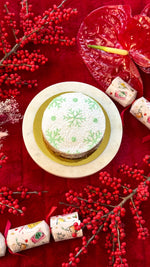 Charger l&#39;image dans la galerie, First Snow 5&quot; Cake
